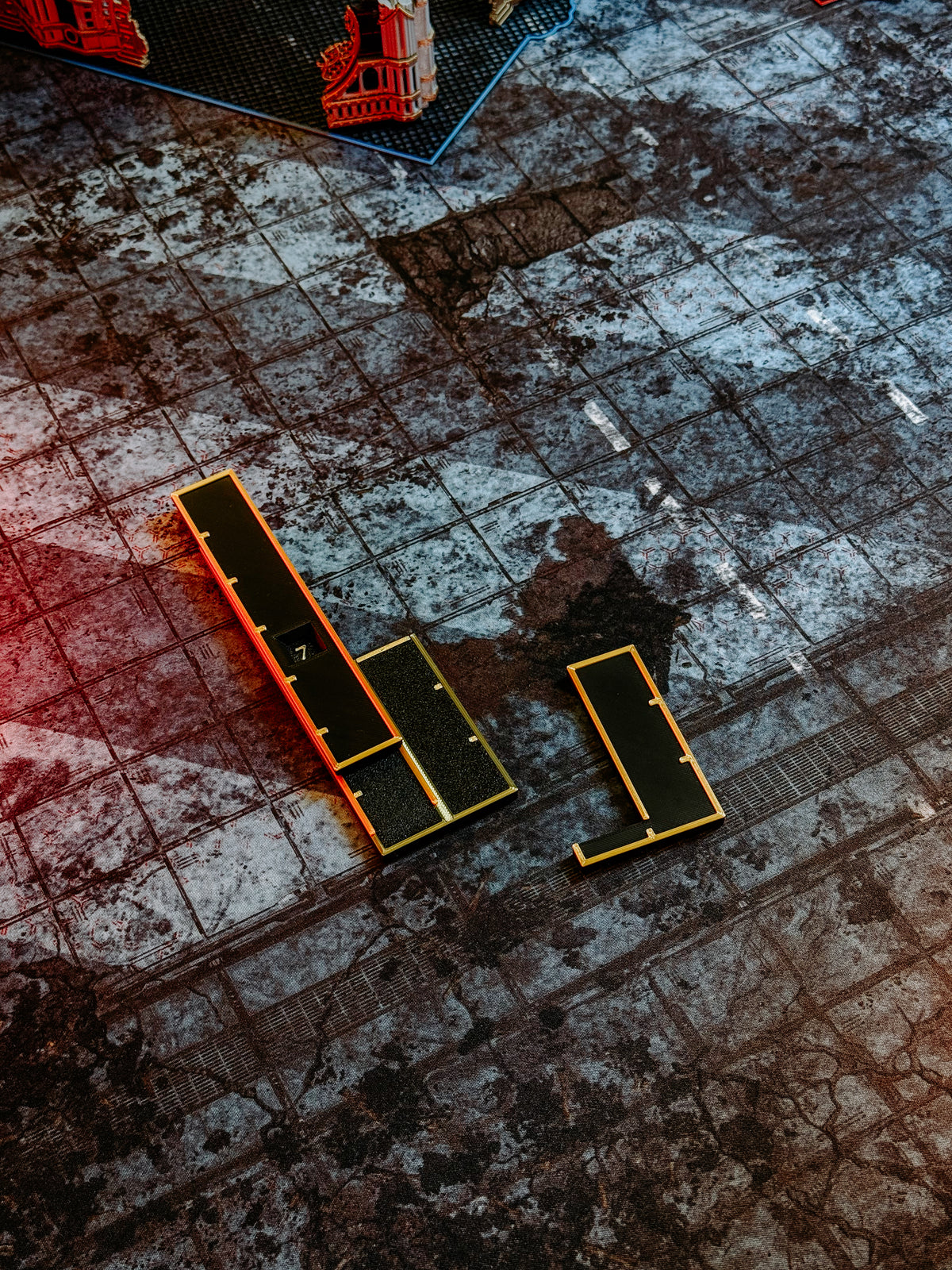 Extending Combat Gauge 6-9 Inch + 1-3 Inch | Magnetic Wargaming Measuring Tool